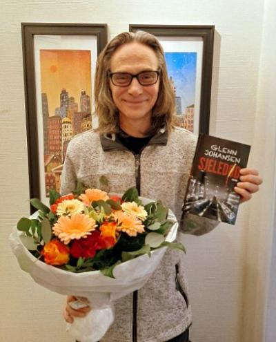 Vi gratulerer vår forfatter Glenn Johansen med kulturrådinnkjøp for hans debutkrim "Sjeledød"
